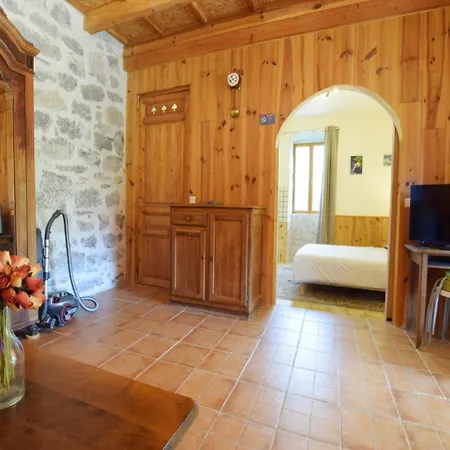 Amazing In With Large Garden Casa de Férias Lanas