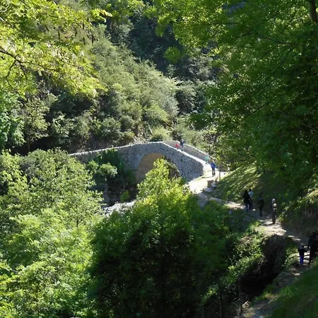 Amazing In With Large Garden Σπίτι διακοπών Lanas